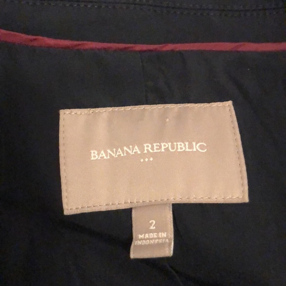 Banana Republic Navy Blazer - Picture 5 of 7